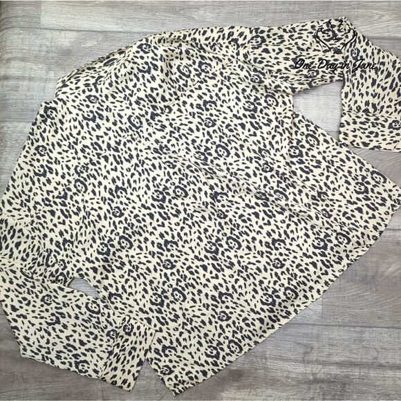 Ascot and Hart Long Sleeve Button Down Top Size XL - Picture 5 of 5